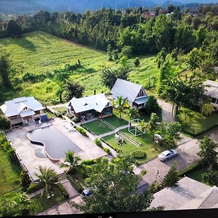 Pai Iyara Resort Extérieur photo