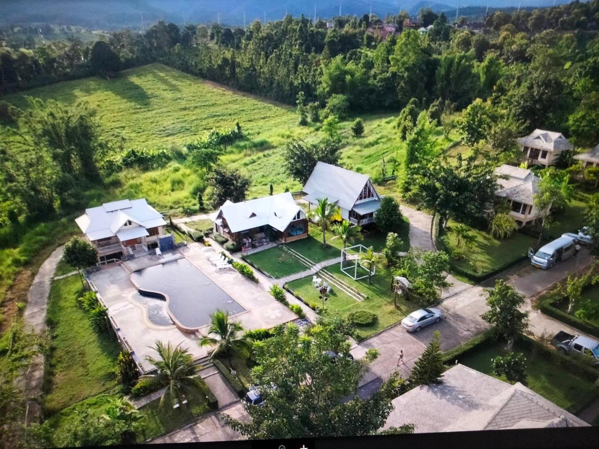 Pai Iyara Resort Extérieur photo
