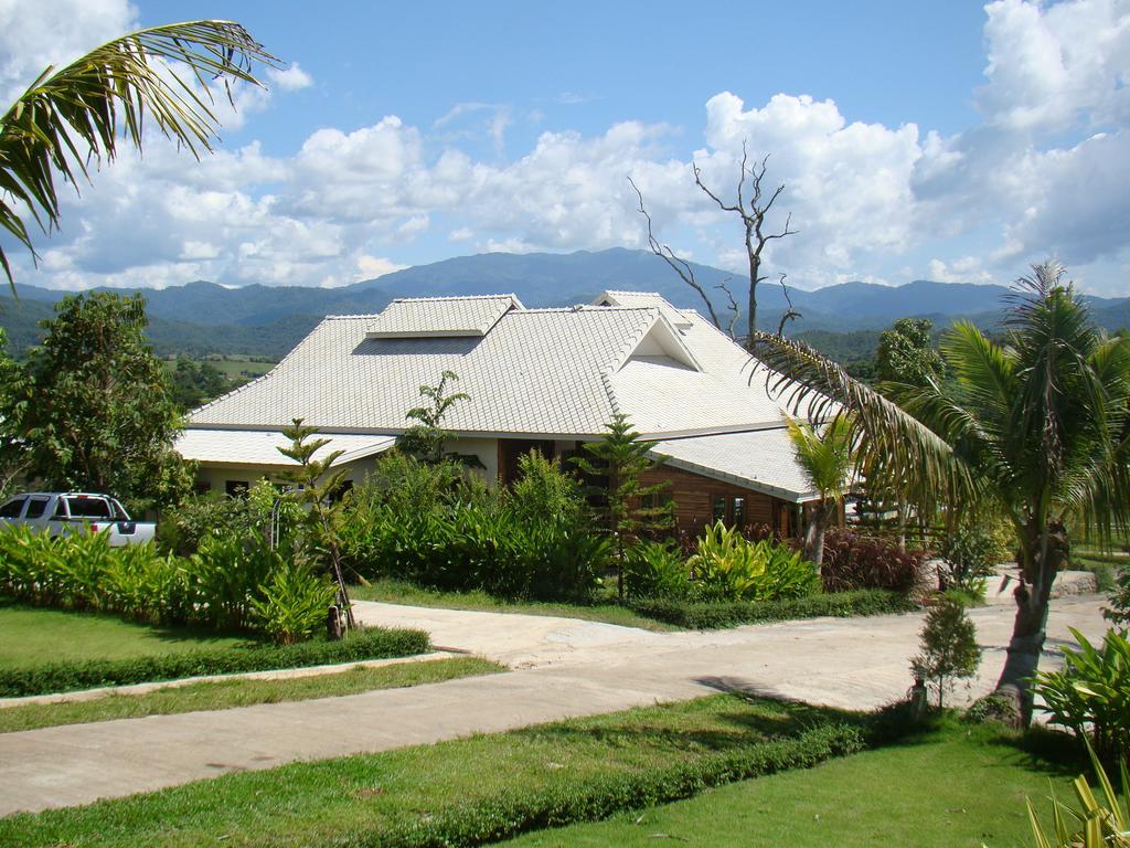 Pai Iyara Resort Extérieur photo