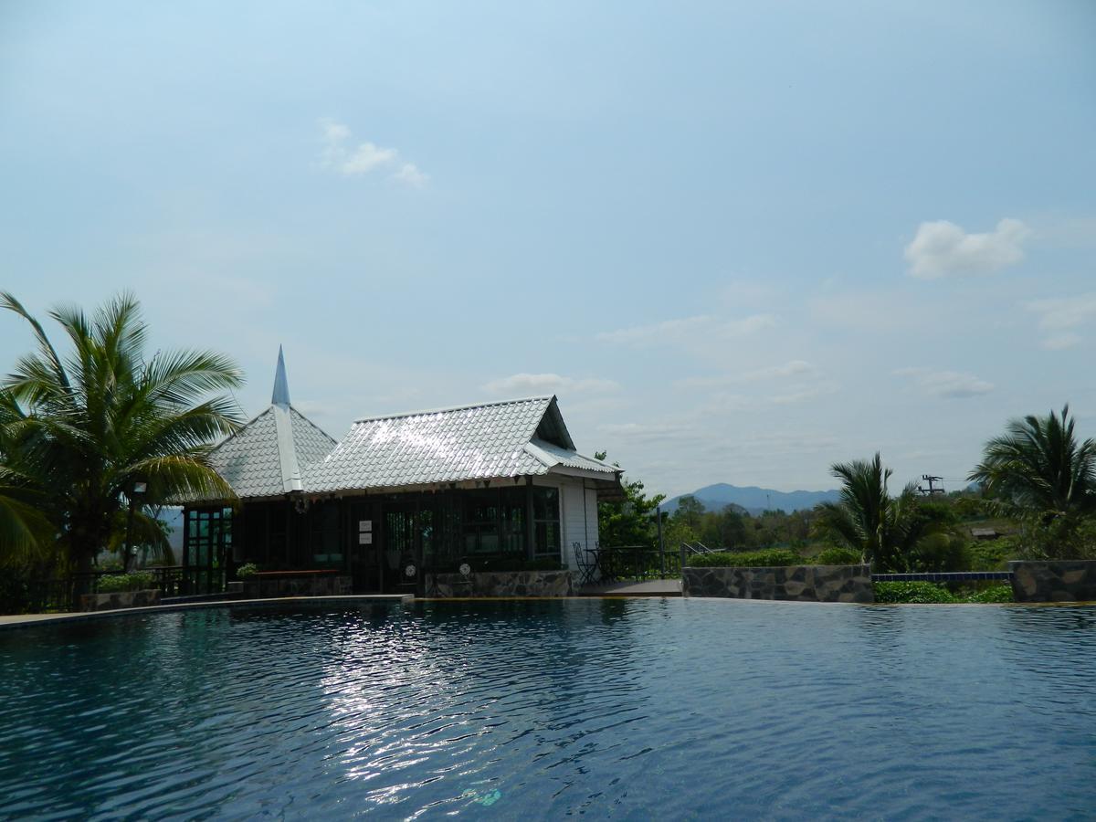 Pai Iyara Resort Extérieur photo