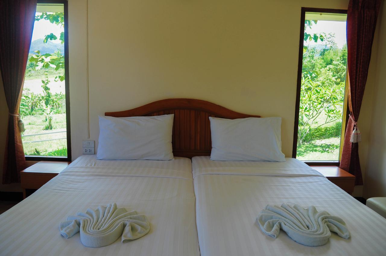 Pai Iyara Resort Extérieur photo